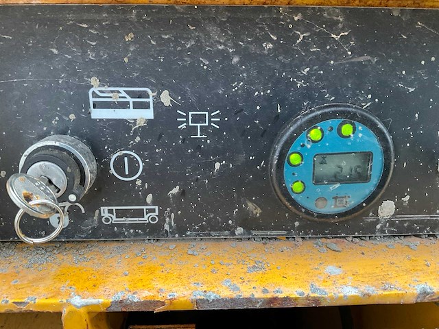 2014 haulotte compact 8 hoogwerker - afbeelding 12 van  12