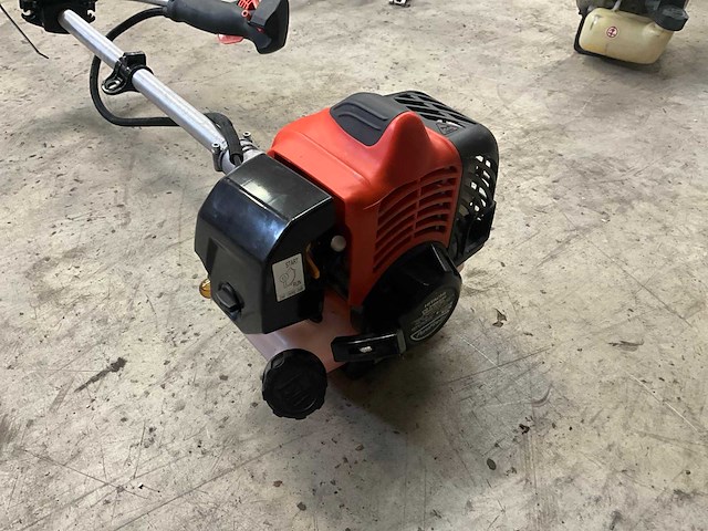 2014 hitachi cg31ebs bosmaaier - afbeelding 3 van  6