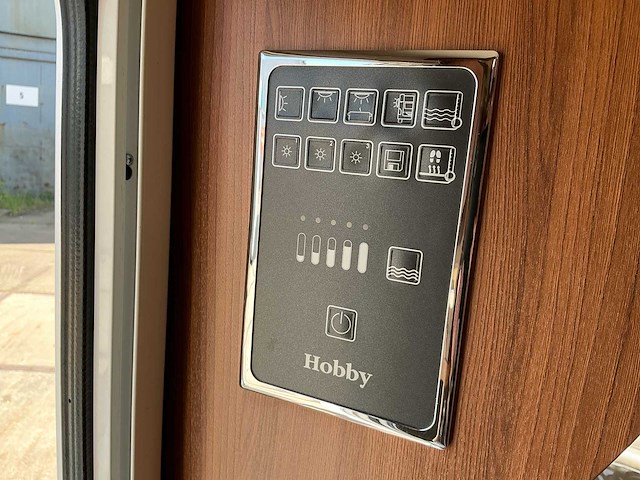 2014 hobby excellent 560ul caravan - afbeelding 19 van  24