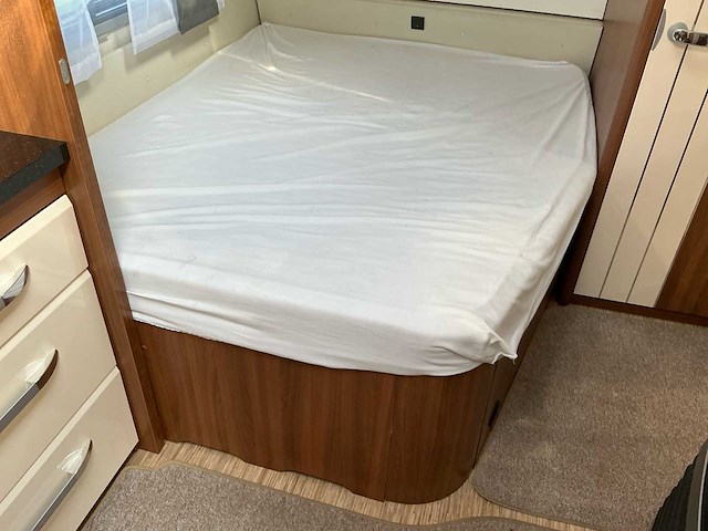 2014 hobby premium 560 cfe caravan - afbeelding 18 van  72