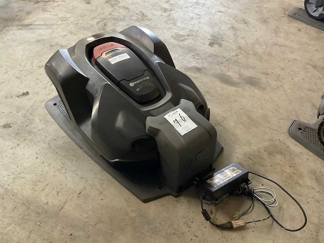 2014 husqvarna automower 330x robotmaaier - afbeelding 2 van  3