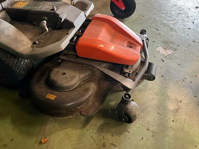 2014 husqvarna p 524 frontzitmaaier - afbeelding 7 van  12