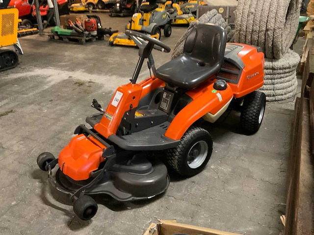 2014 husqvarna r216 zitmaaier - afbeelding 1 van  10