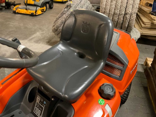 2014 husqvarna r216 zitmaaier - afbeelding 6 van  10