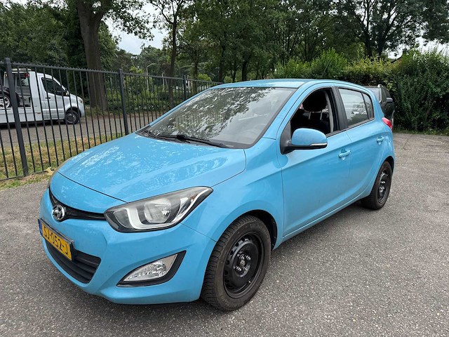 2014 hyundai i20 1.2i business ed. sj-052-j - afbeelding 1 van  14