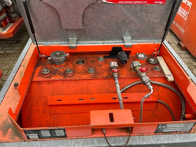 2014 ibc western 10tcg brandstof opslagtank - afbeelding 10 van  14