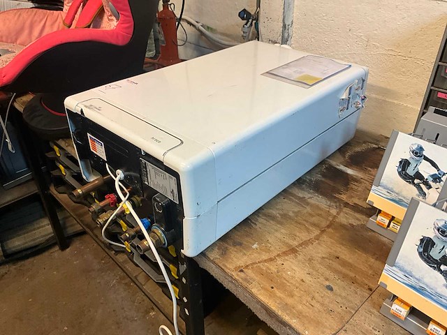 2014 intergas kombi kompakt hreco 36 combi cv-ketel - afbeelding 2 van  4