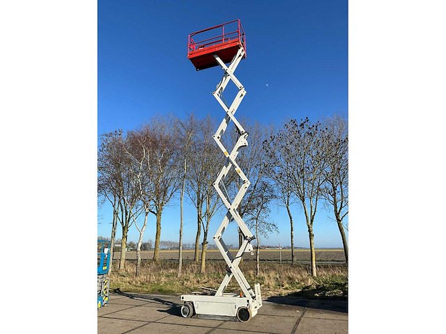 2014 iteco it 10090 schaarhoogwerker - afbeelding 2 van  10