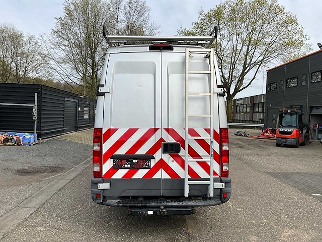 2014 iveco 35c17 daily bedrijfswagen - afbeelding 24 van  34