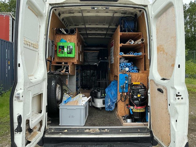 2014 iveco daily 35s13v 2.3 352 h2 bedrijfswagen - afbeelding 9 van  16
