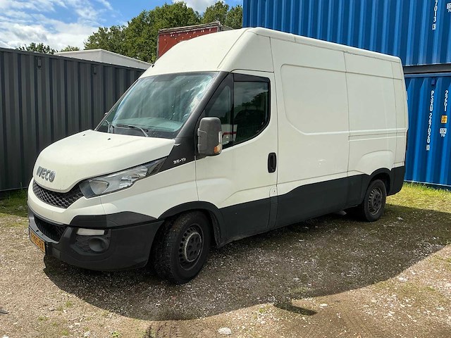 2014 iveco daily 35s13v 2.3 352 h2 bedrijfswagen - afbeelding 11 van  16
