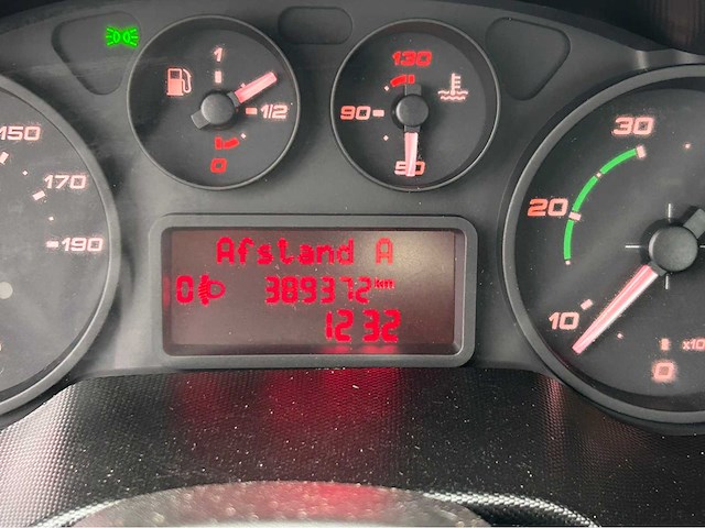 2014 iveco daily 40c17 3.0 300 bedrijfswagen - afbeelding 11 van  23