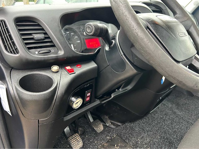 2014 iveco daily 40c17 3.0 300 bedrijfswagen - afbeelding 15 van  23