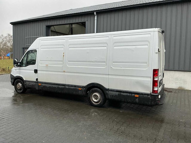 2014 iveco daily r 3.0 bedrijfswagen - afbeelding 2 van  27