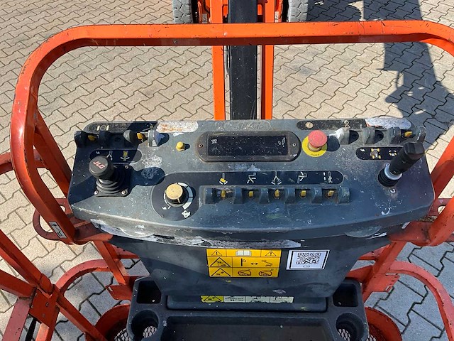 2014 jlg e300ajp hoogwerker - afbeelding 29 van  30