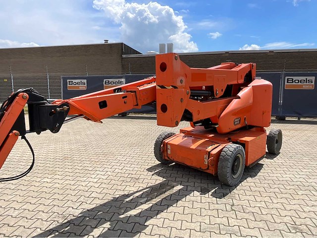 2014 jlg e400ajpn narrow hoogwerker - afbeelding 8 van  15