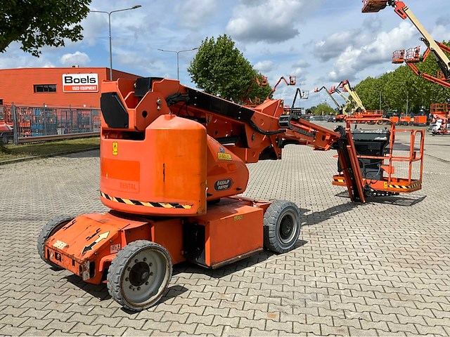 2014 jlg e400ajpn narrow hoogwerker - afbeelding 14 van  15