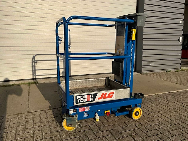 2014 jlg powertower nano hoogwerker - afbeelding 1 van  9