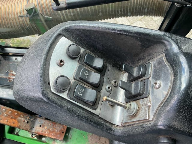 2014 john deere 1505 maaimachine met opvangbak (hoogkipper) - afbeelding 17 van  39