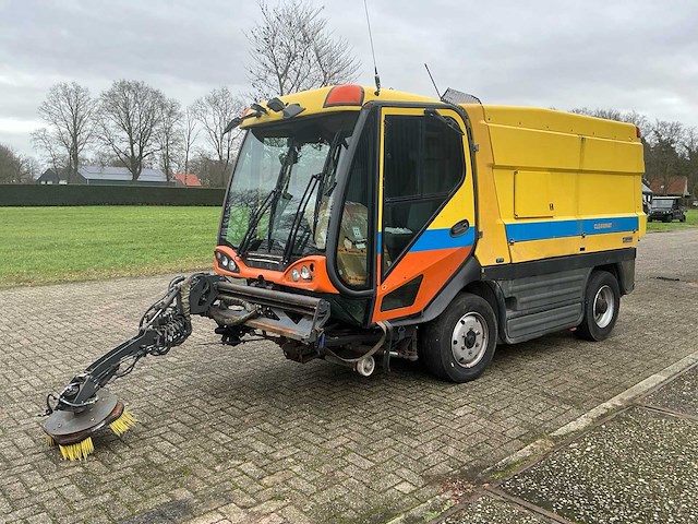 2014 johnston 158b 101t zelfrijdende veegmachine - afbeelding 1 van  37