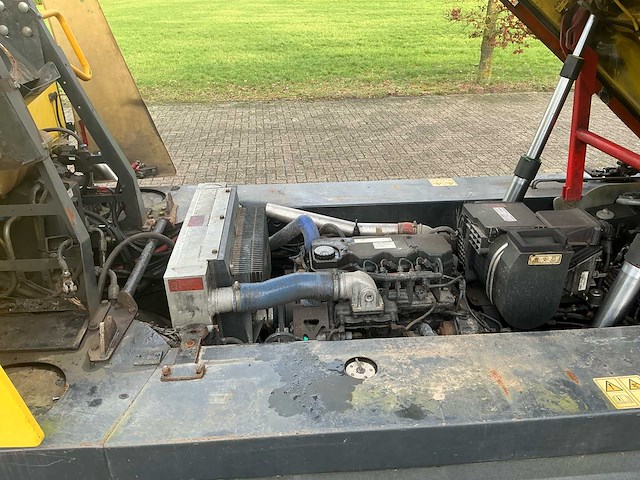 2014 johnston 158b 101t zelfrijdende veegmachine - afbeelding 26 van  42