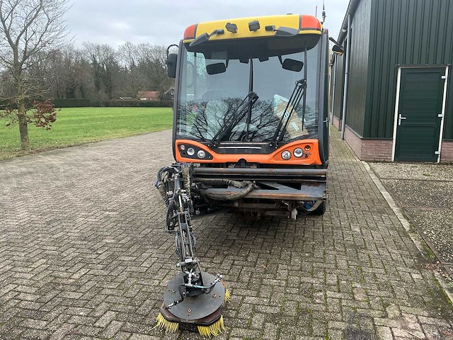 2014 johnston 158b 101t zelfrijdende veegmachine - afbeelding 15 van  16