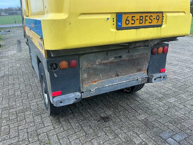 2014 johnston 158b 101t zelfrijdende veegmachine - afbeelding 15 van  42