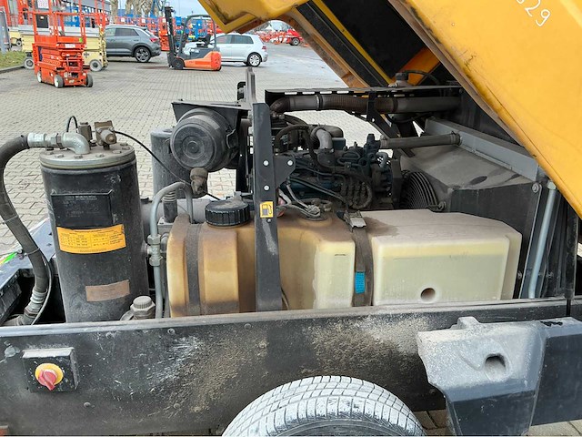 2014 kaeser m50 pe luchtcompressor aanhangwagen - afbeelding 7 van  25