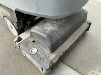 2014 karcher b40 w bp schrob/zuigmachine - afbeelding 3 van  14