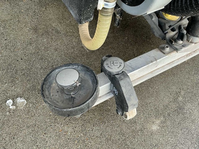 2014 karcher b40 w bp schrob/zuigmachine - afbeelding 4 van  14