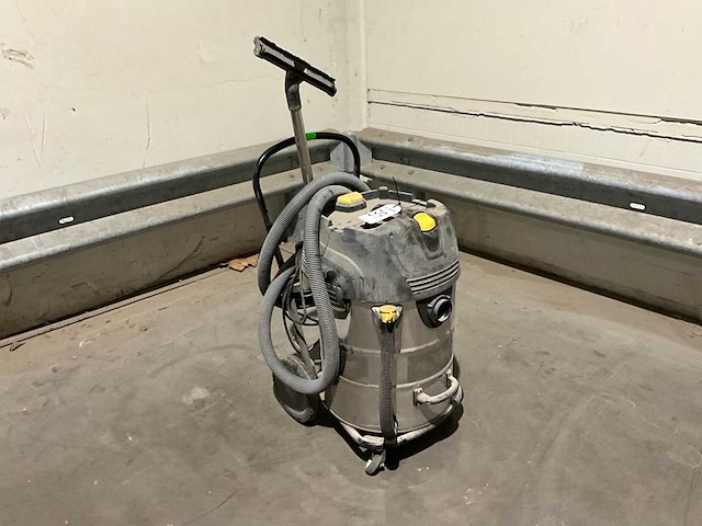 2014 kärcher professional nt75/2 ap me tc industriële stofzuiger / waterzuiger - afbeelding 1 van  12