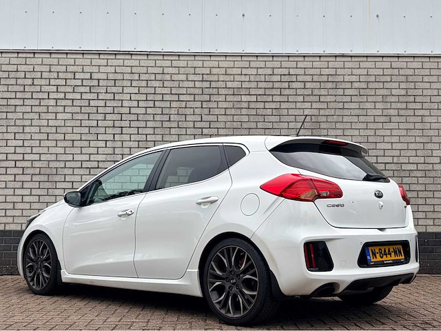 2014 kia cee'd 1.6 gt 204pk! personenauto - afbeelding 11 van  16