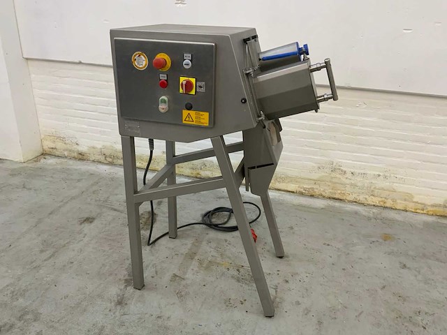 2014 kronen ksm 100 groentesnijmachine - afbeelding 1 van  5