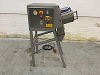 2014 kronen ksm 100 groentesnijmachine - afbeelding 2 van  7