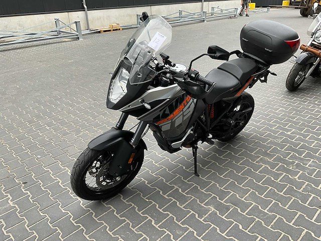 2014 ktm 1190 adventure motorfiets - afbeelding 1 van  18