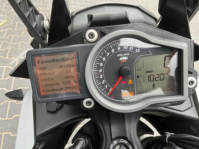 2014 ktm 1190 adventure motorfiets - afbeelding 15 van  18