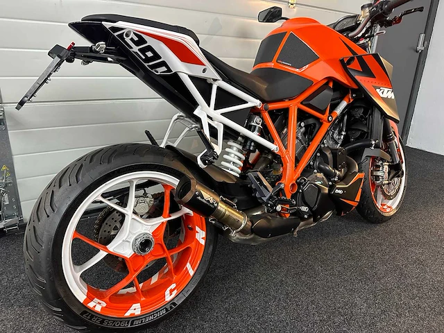 2014 ktm 1290 superduke r motorfiets - afbeelding 2 van  7