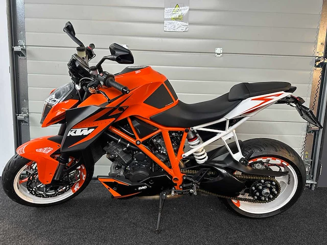 2014 ktm 1290 superduke r motorfiets - afbeelding 2 van  7