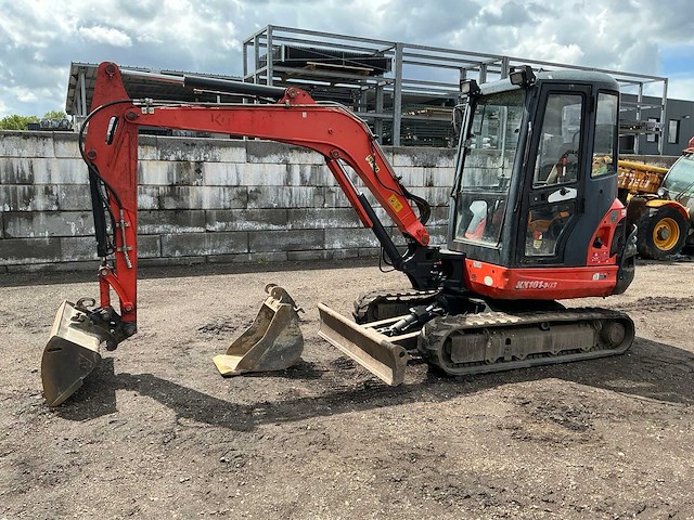 2014 kubota kx101-3cx3 minigraafmachine - afbeelding 1 van  30