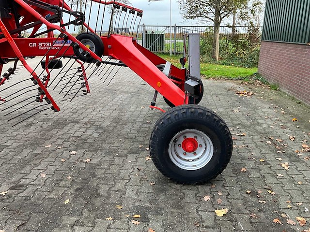 2014 kuhn ga 8731 masterdrive dubbele grashark - afbeelding 15 van  19