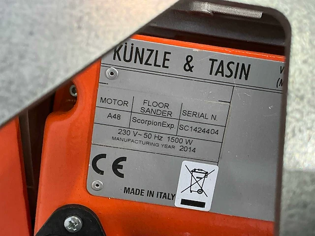 2014 künzle & tasin scorpion parketschuurmachine - afbeelding 4 van  5