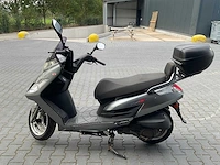 2014 kymco - yager gt 125 - motorcycle - afbeelding 3 van  10
