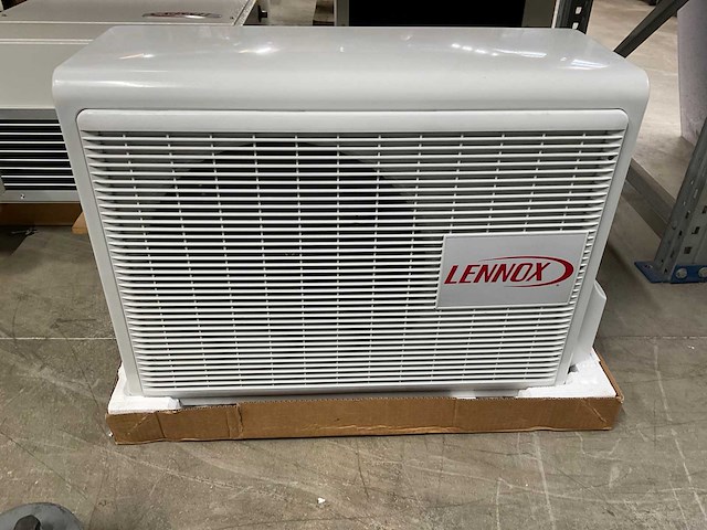 2014 lennox ae735scl airconditioning, buitenunit - afbeelding 1 van  3