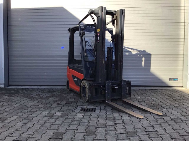 2014 linde e25-01 vorkheftruck - afbeelding 1 van  16