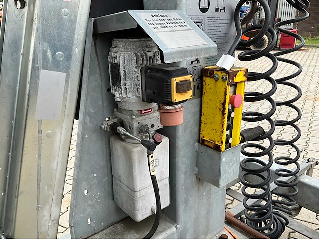 2014 lissmac lmk400 tfe+ehs-4/s6 lijmkraan - afbeelding 8 van  26