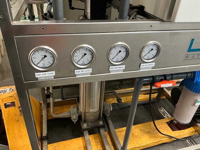 2014 lubron ak 01 400 omgekeerde osmose apparaat - afbeelding 16 van  19