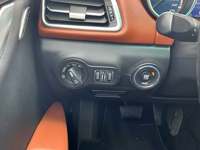 2014 maserati ghibli 3.0 v6 d personenauto - afbeelding 17 van  32