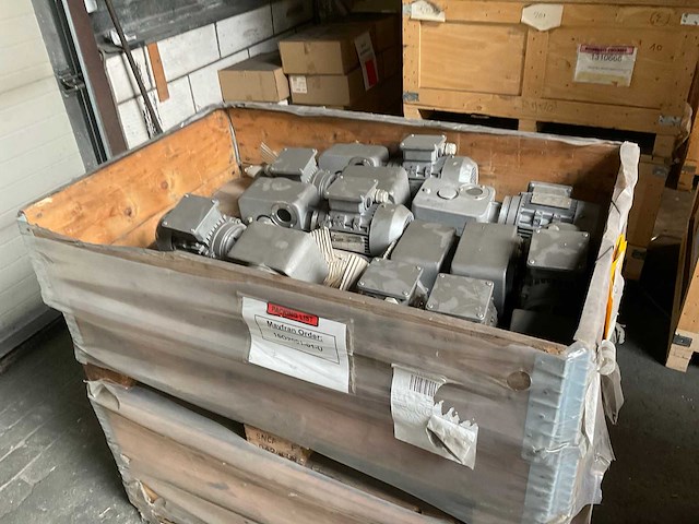 2014 mayfran 32.6 sp80 partij elektromotor met reductor - afbeelding 8 van  8