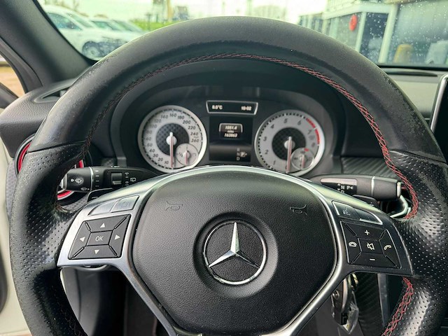 2014 mercedes-benz a-klasse 250 amg sport 300pk ambition g-313-tz - afbeelding 6 van  36