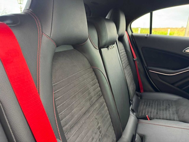 2014 mercedes-benz a-klasse 250 amg sport 300pk ambition g-313-tz - afbeelding 35 van  45